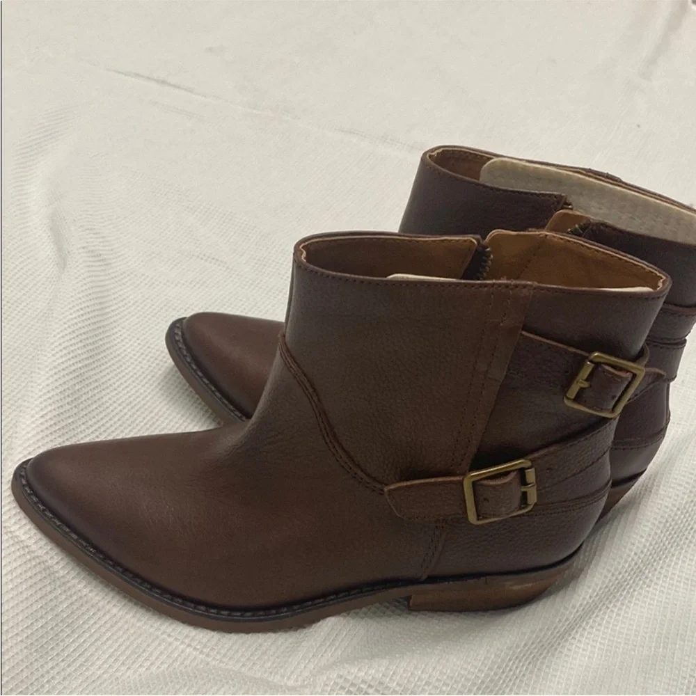 Lucky Brand Caelyn Leather Bootie Brown Double Buckle Western Moto Boho 5.5